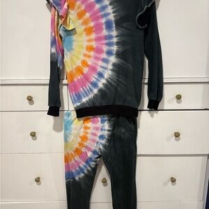 Lola + The Boys Tie-Dye Set